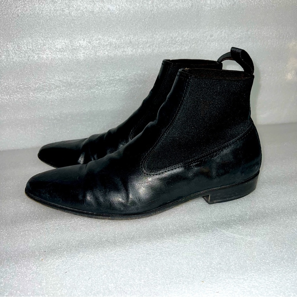 Donald J Pliner men’s slip on boots